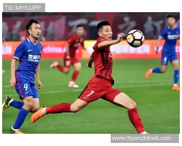 足球球星亲自讲述背后的故事与训练生活 揭开赛场之外的真实世界 足球球星亲自讲述背后的故事与训练生活 揭开赛场之外的真实世界